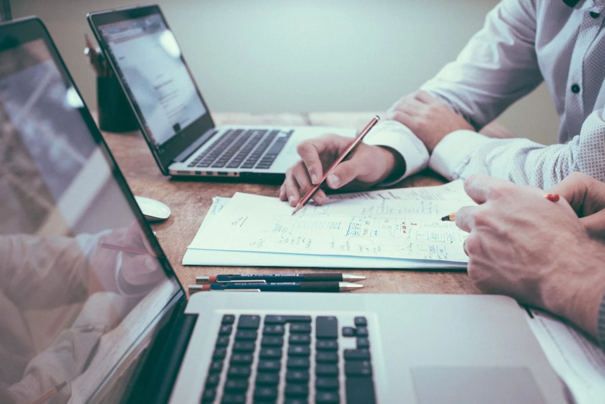 How to Write an Employee Handbook (With Template)