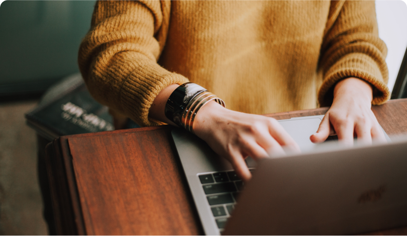 woman at laptop