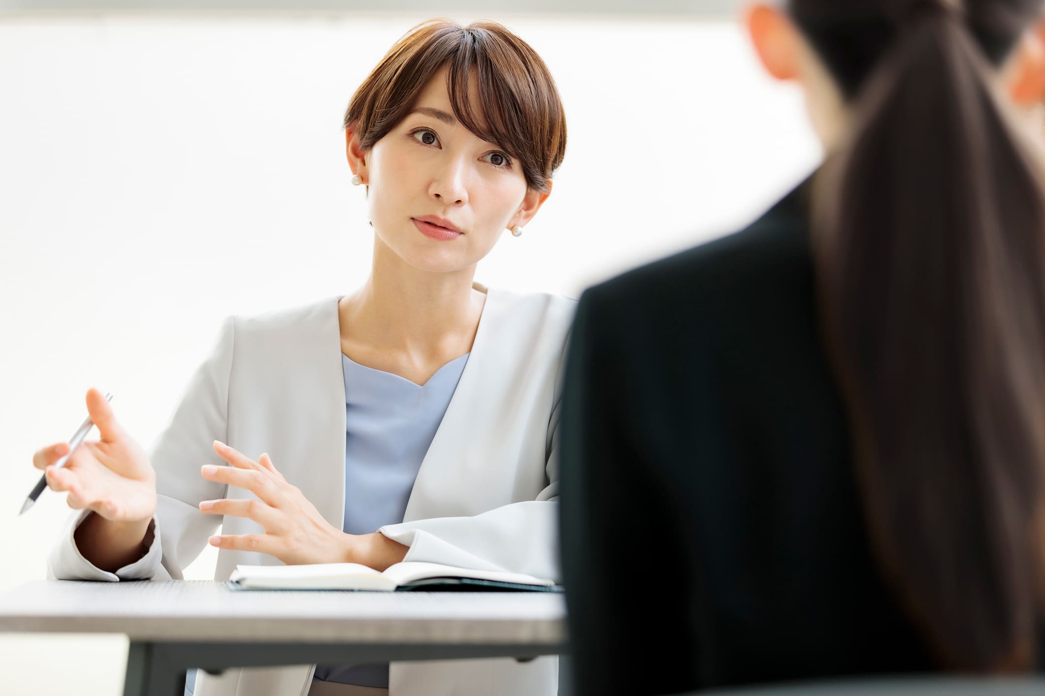 感じの悪い面接官を生み出さないためには
