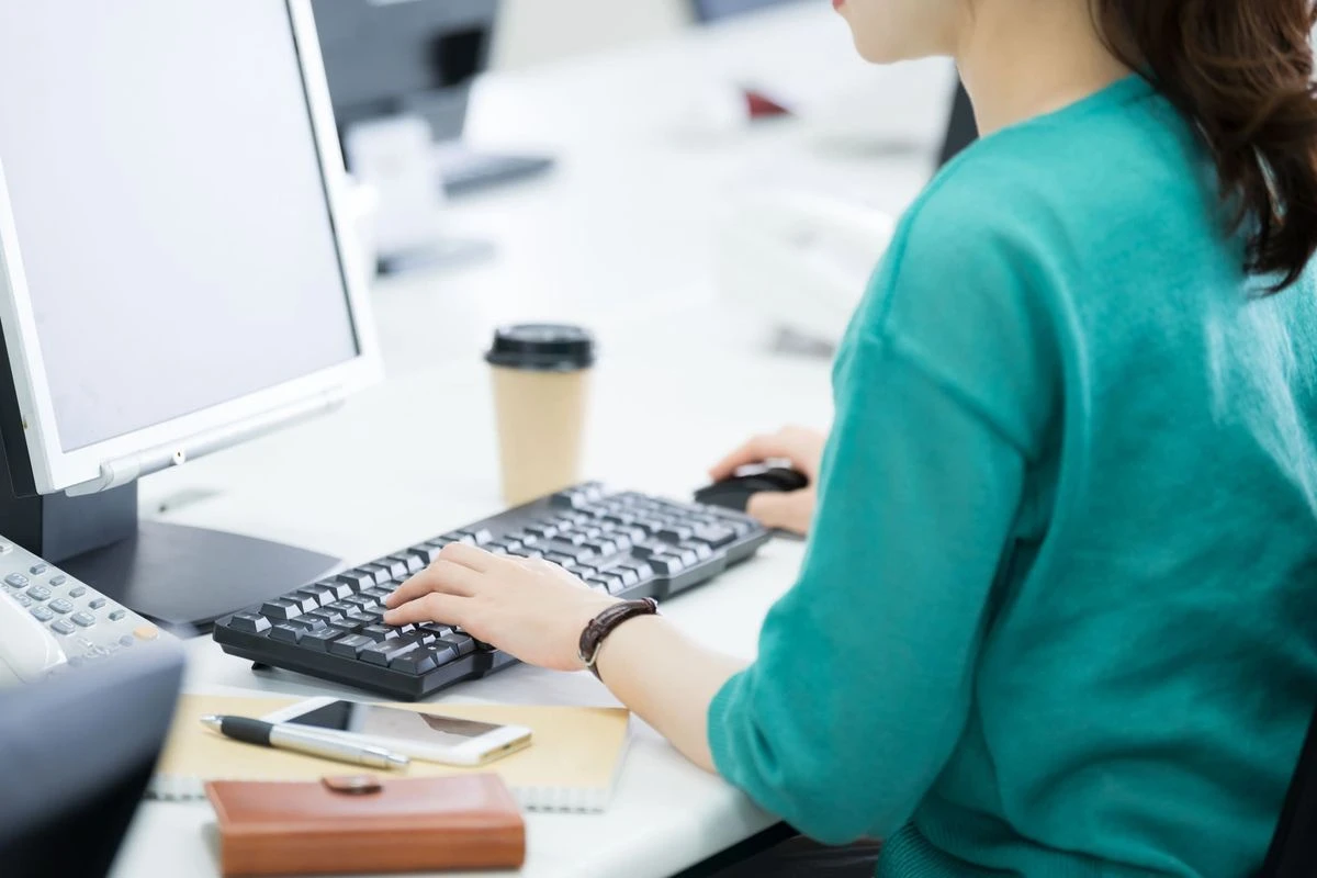 働く女性のイメージ